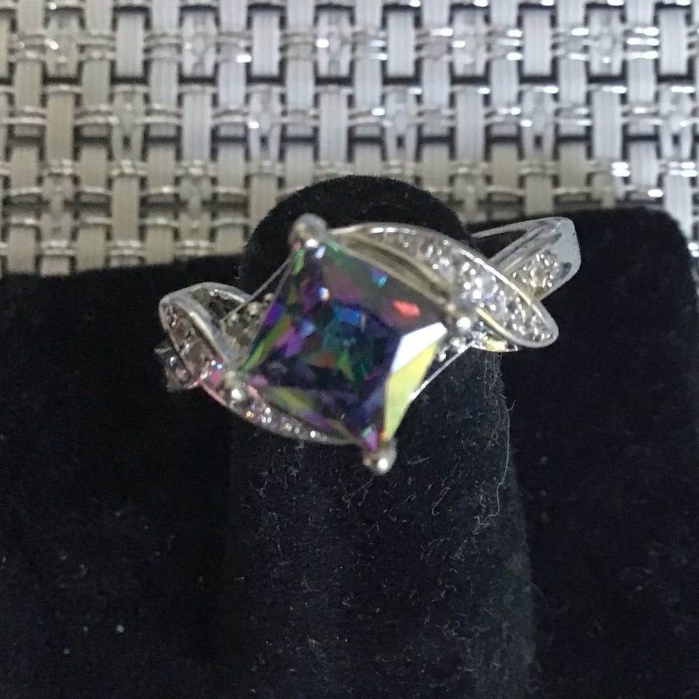 Beautiful Princess Cut square topaz ring